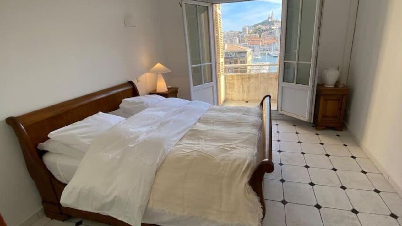 Photo of Bedroom in Hotel-de-Ville