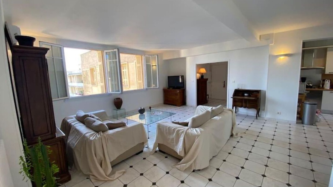 Photo of Livingroom in Hotel-de-Ville
