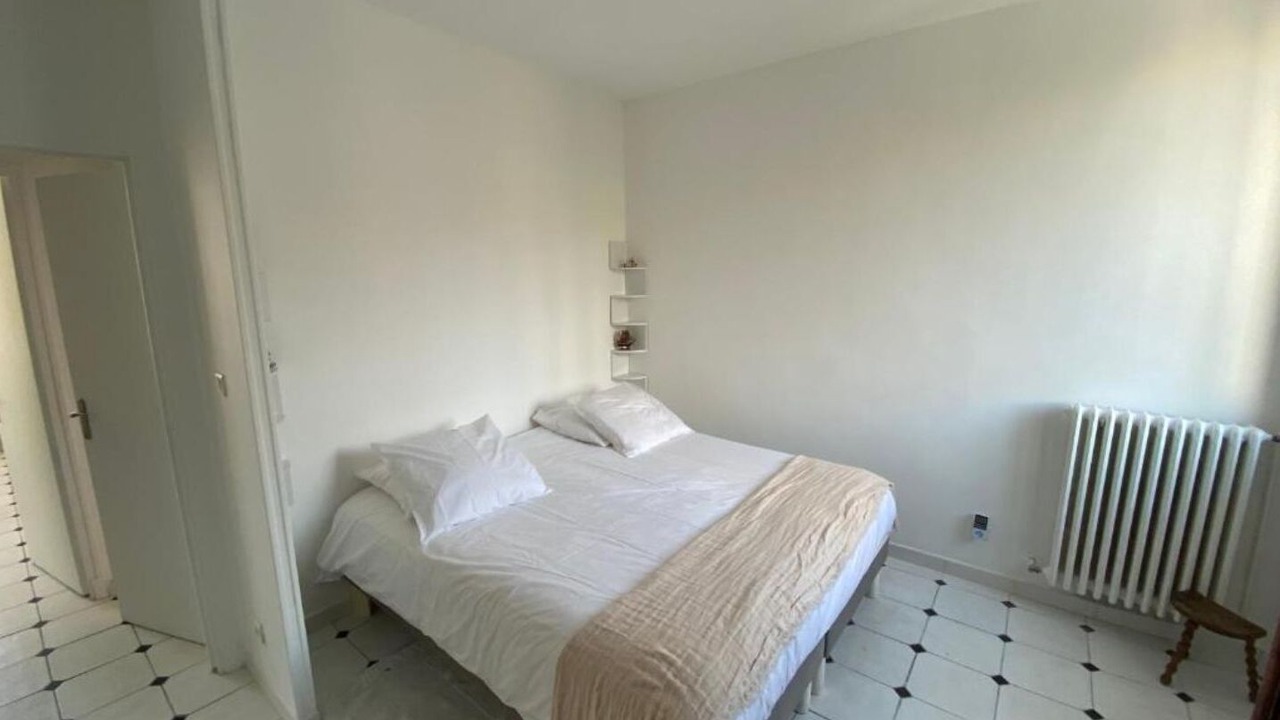 Photo of Bedroom in Hotel-de-Ville