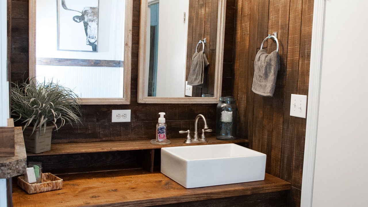 Photo of Bathroom in Perry