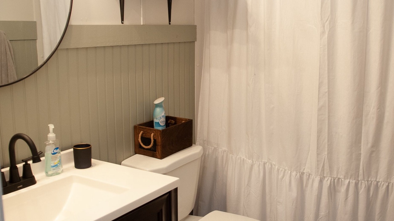 Photo of Bathroom in Perry