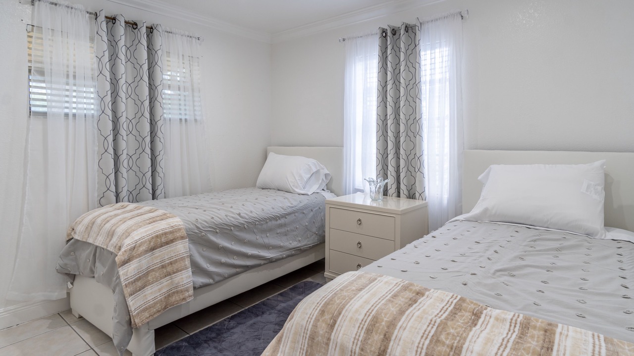 Photo of Bedroom in Davie