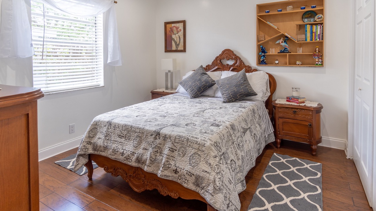 Photo of Bedroom in Davie