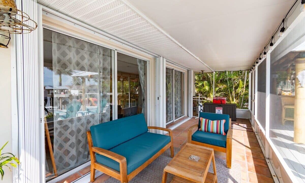 Photo of Patio Balcony in Cocoa Isles