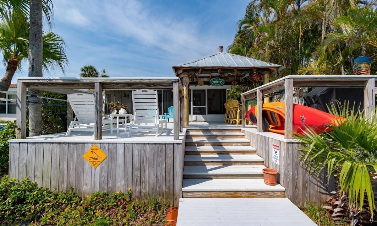 Photo of Patio Balcony in Cocoa Isles