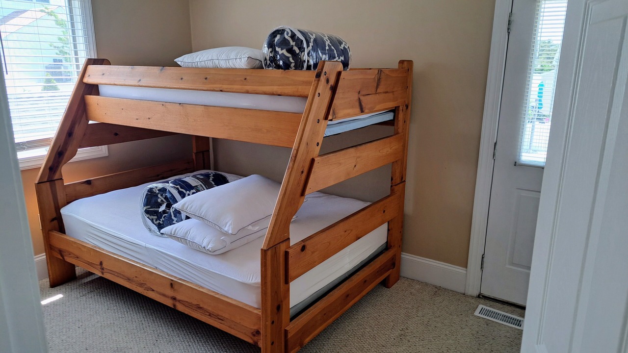 Photo of Bedroom in Avalon