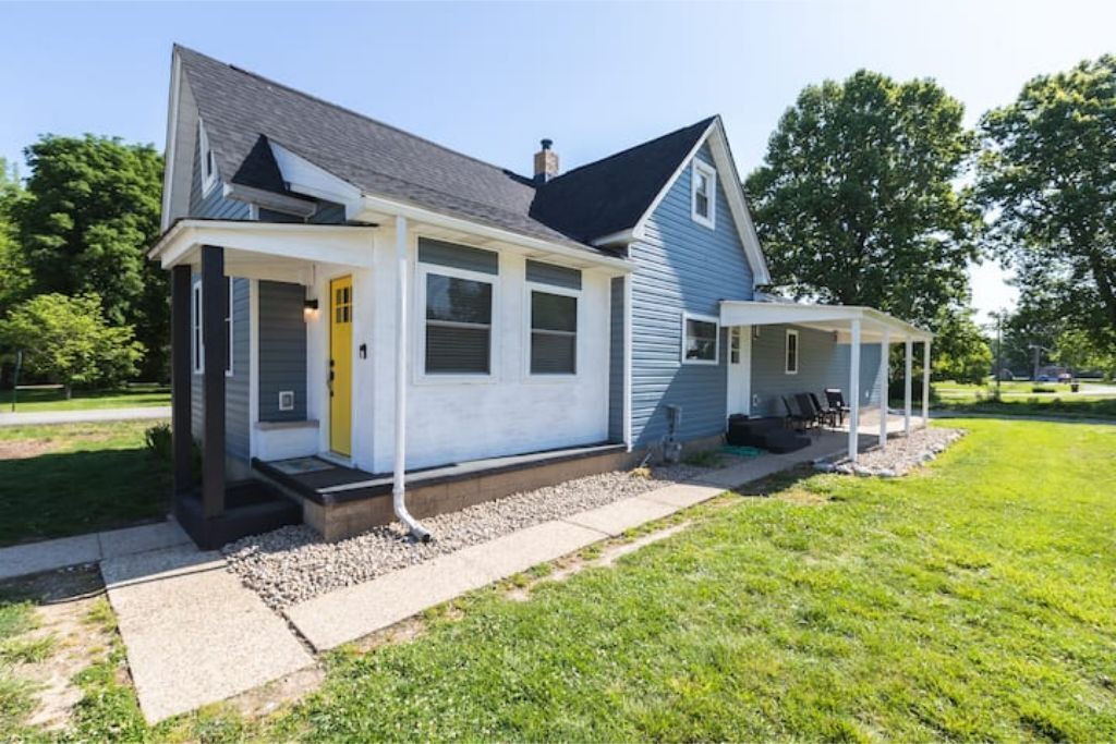 Photo of Outdoor in Seelyville