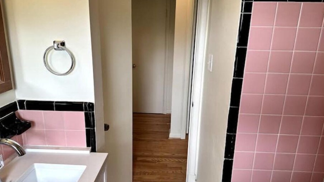 Photo of Bathroom in Cherrydale