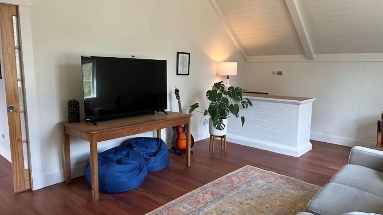 Photo of Livingroom in Gloucester