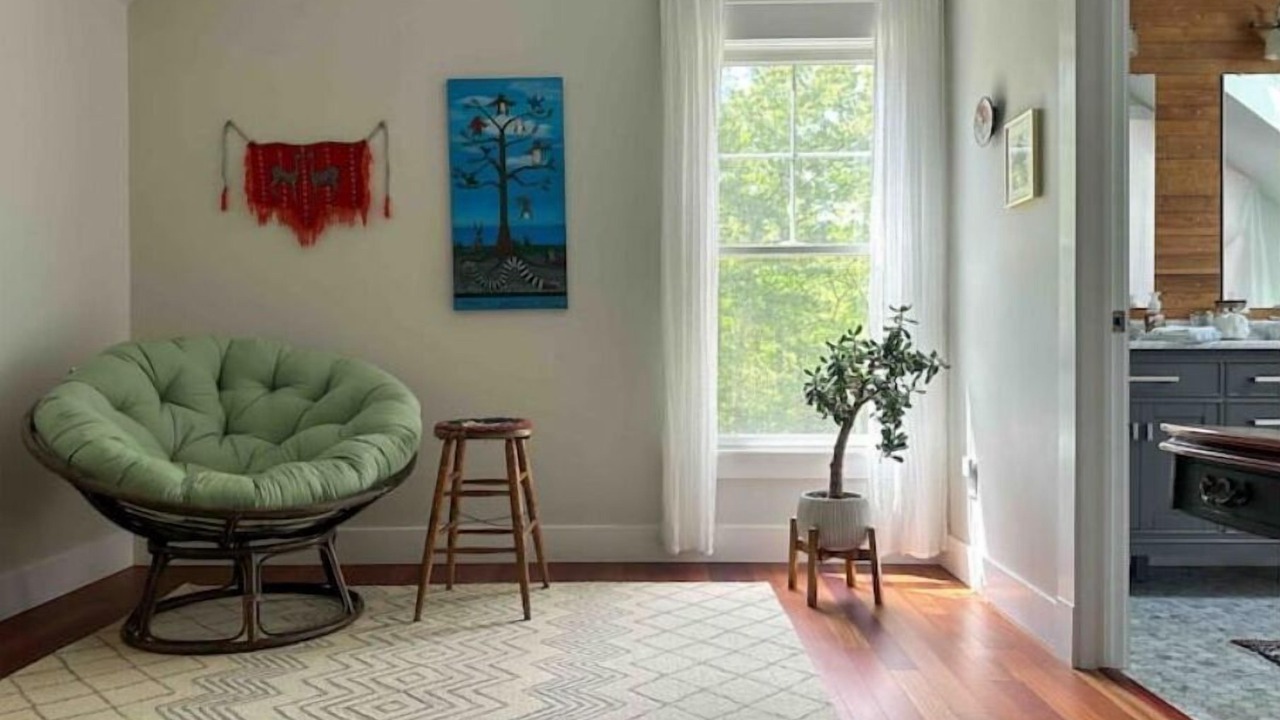 Photo of Livingroom in Gloucester