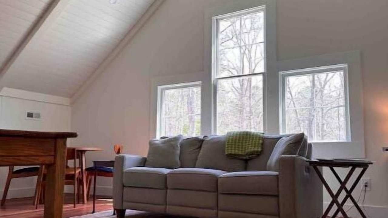Photo of Livingroom in Gloucester