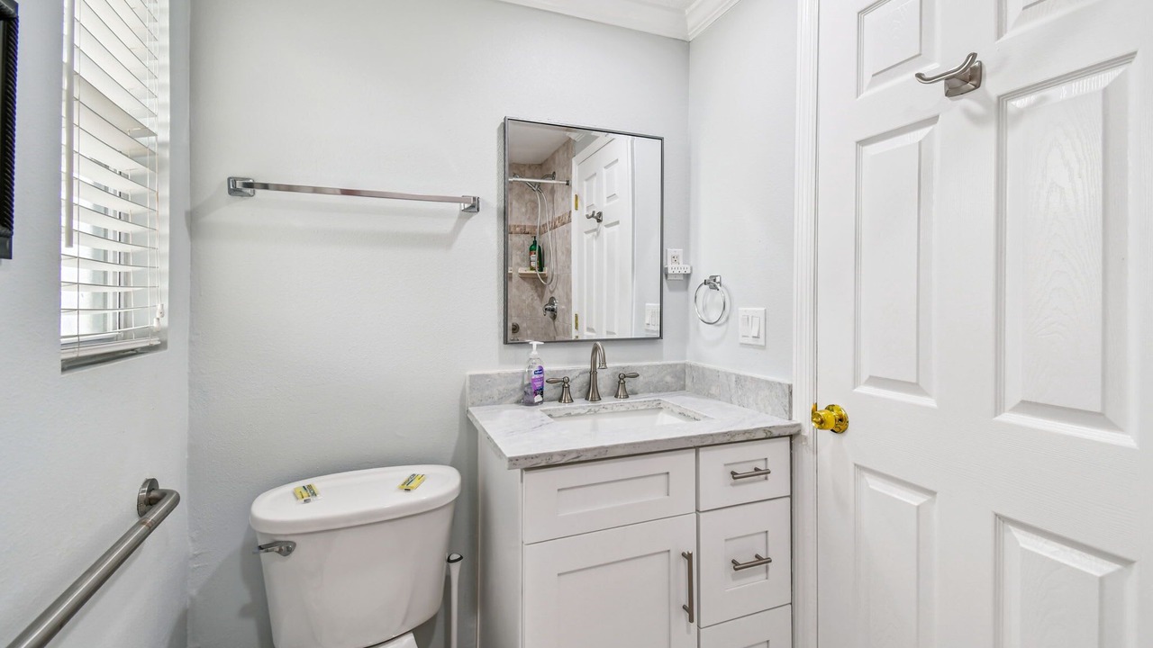 Photo of Bathroom in Bay Esplanade