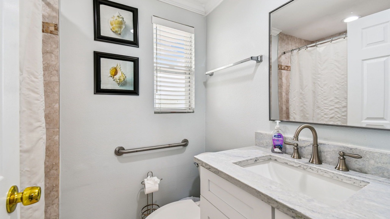 Photo of Bathroom in Bay Esplanade