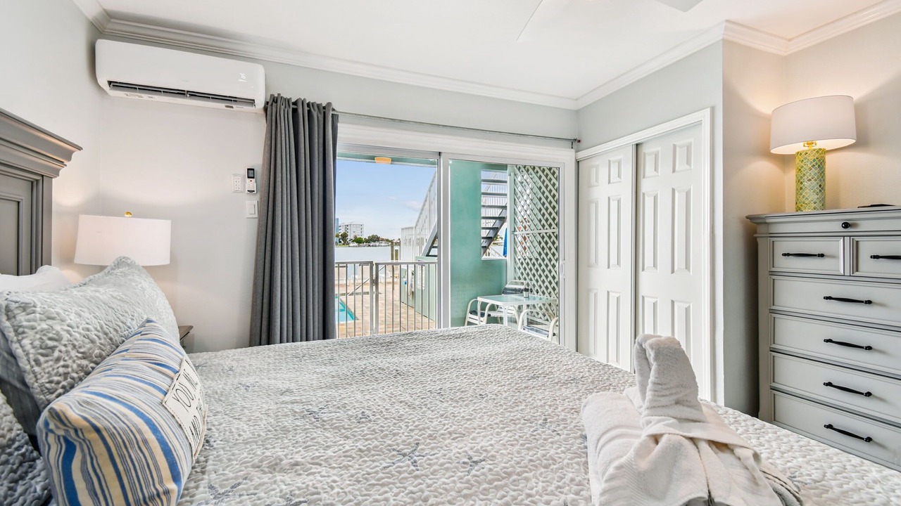 Photo of Bedroom in Bay Esplanade