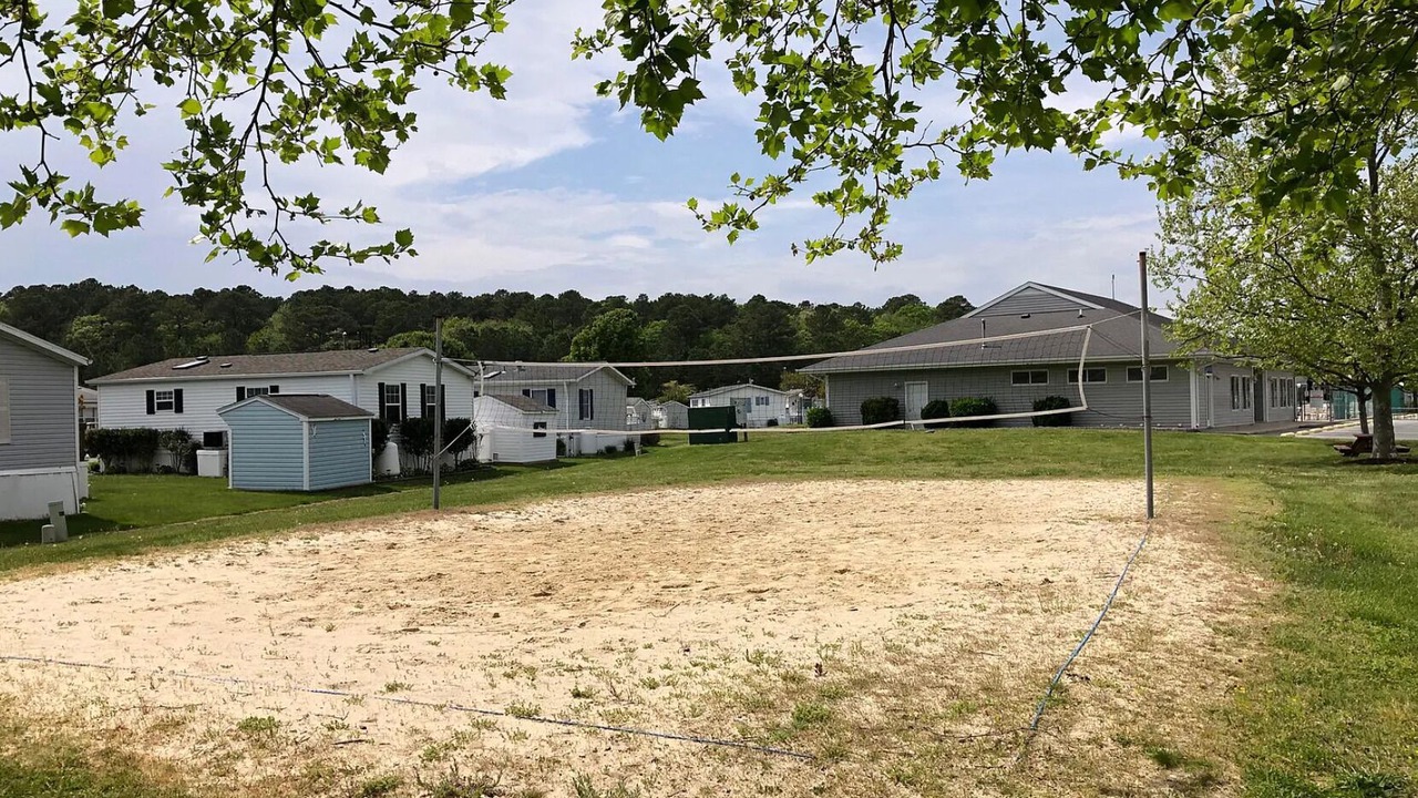 Photo of Others in Assateague Pointe