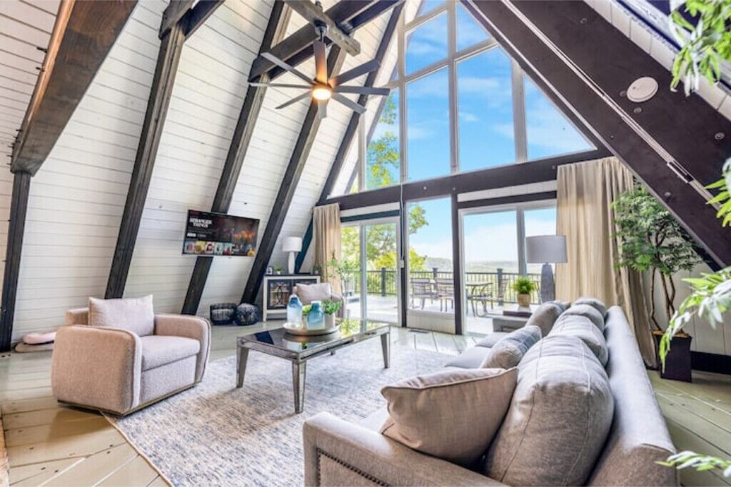 Photo of Livingroom in Maurertown