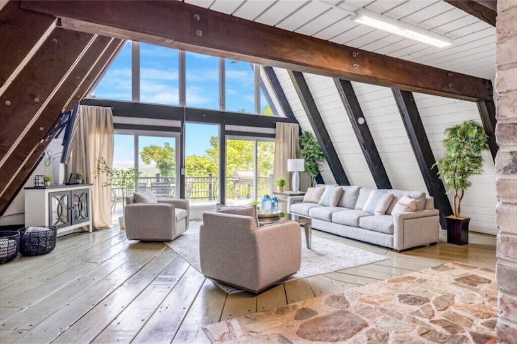 Photo of Livingroom in Maurertown