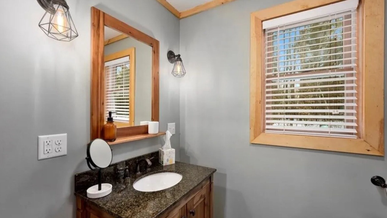 Photo of Bathroom in Altmar