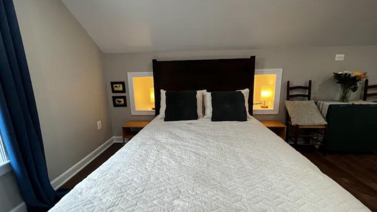 Photo of Bedroom in Middleburg