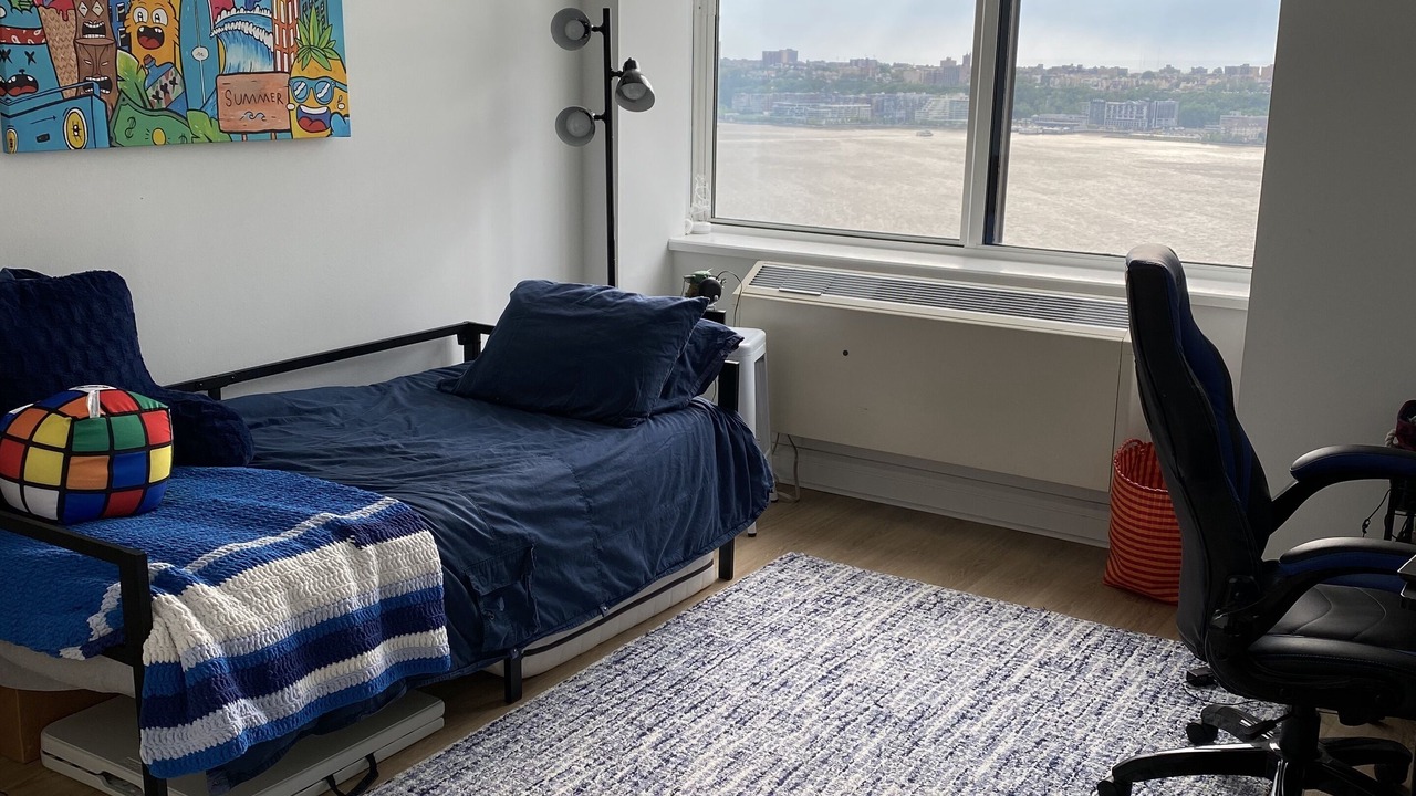 Photo of Bedroom in Lincoln Square