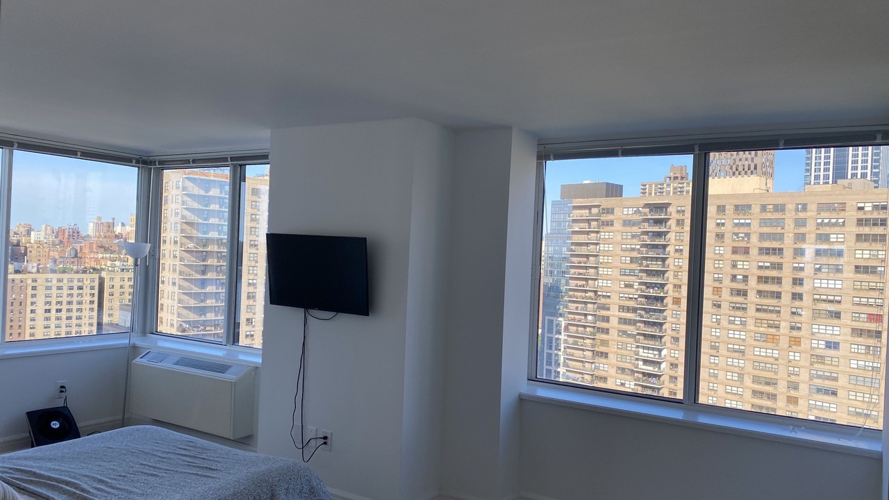 Photo of Bedroom in Lincoln Square