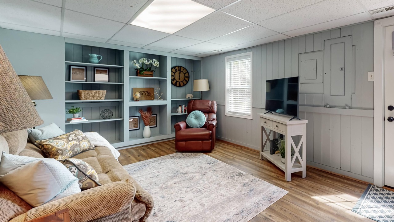Photo of Livingroom in Charles City