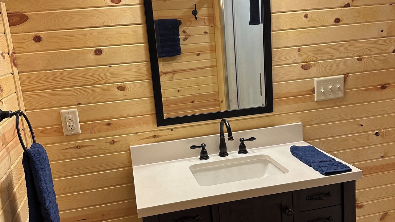 Photo of Bathroom in Alden