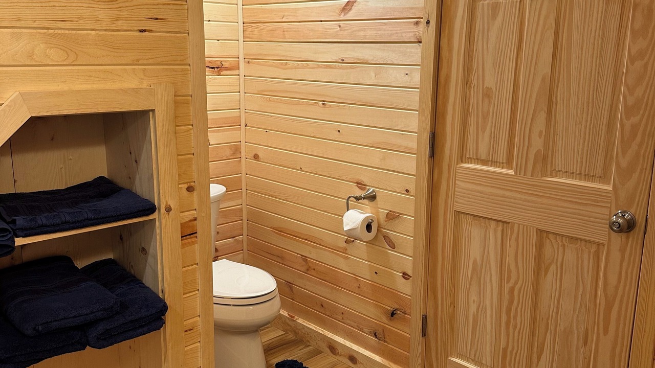 Photo of Bathroom in Alden