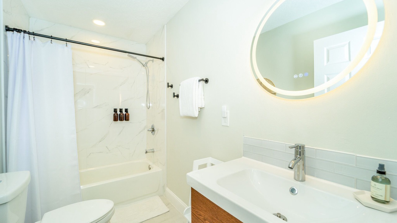 Photo of Bathroom in Venetian Way