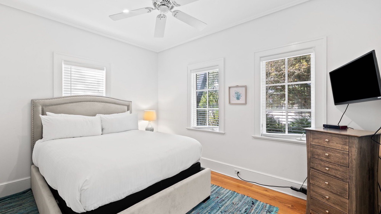 Photo of Bedroom in SeaNest Village