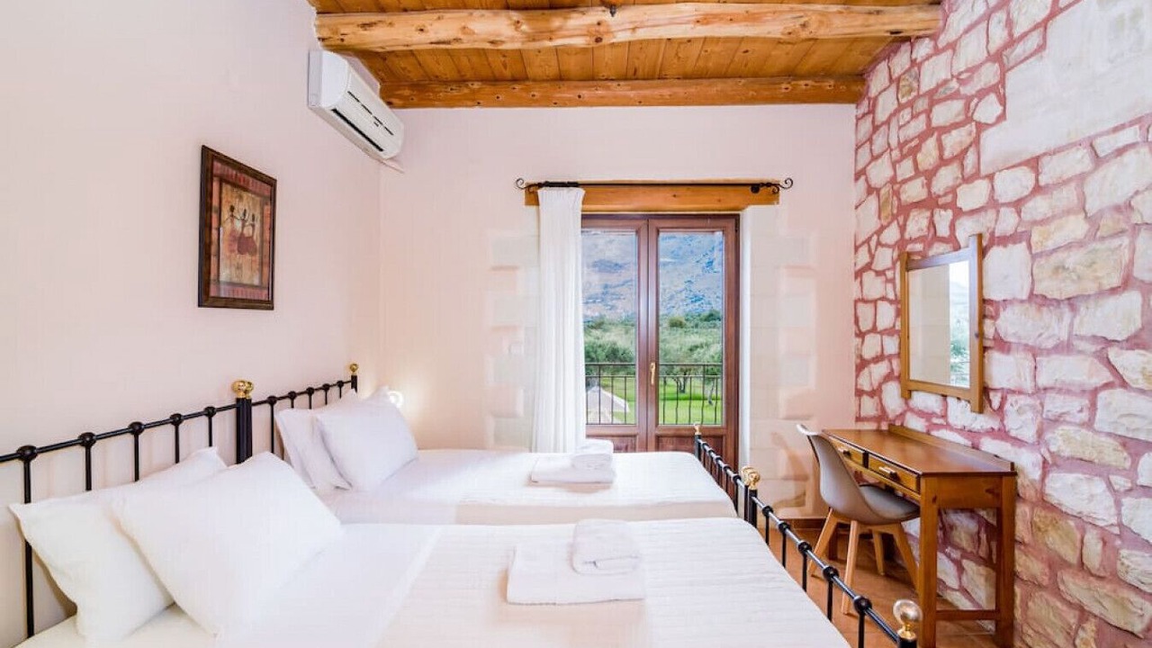 Photo of Bedroom in Asprouliani