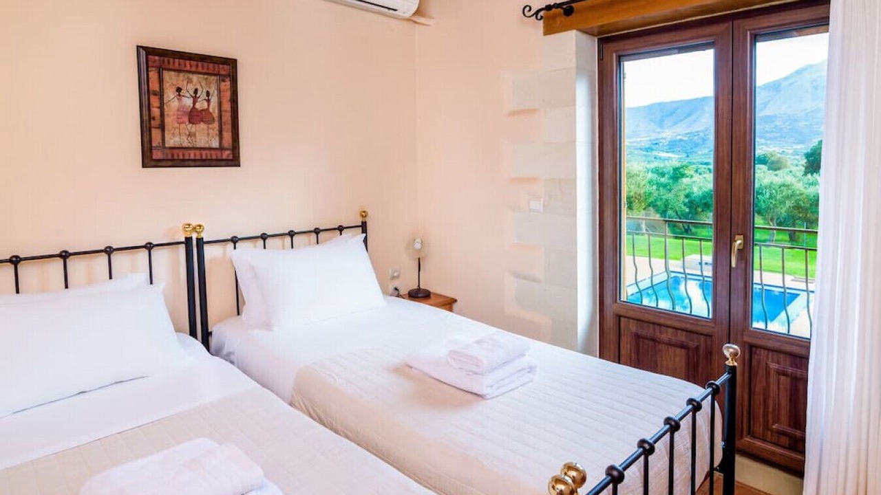 Photo of Bedroom in Asprouliani
