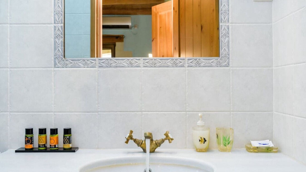 Photo of Bathroom in Asprouliani