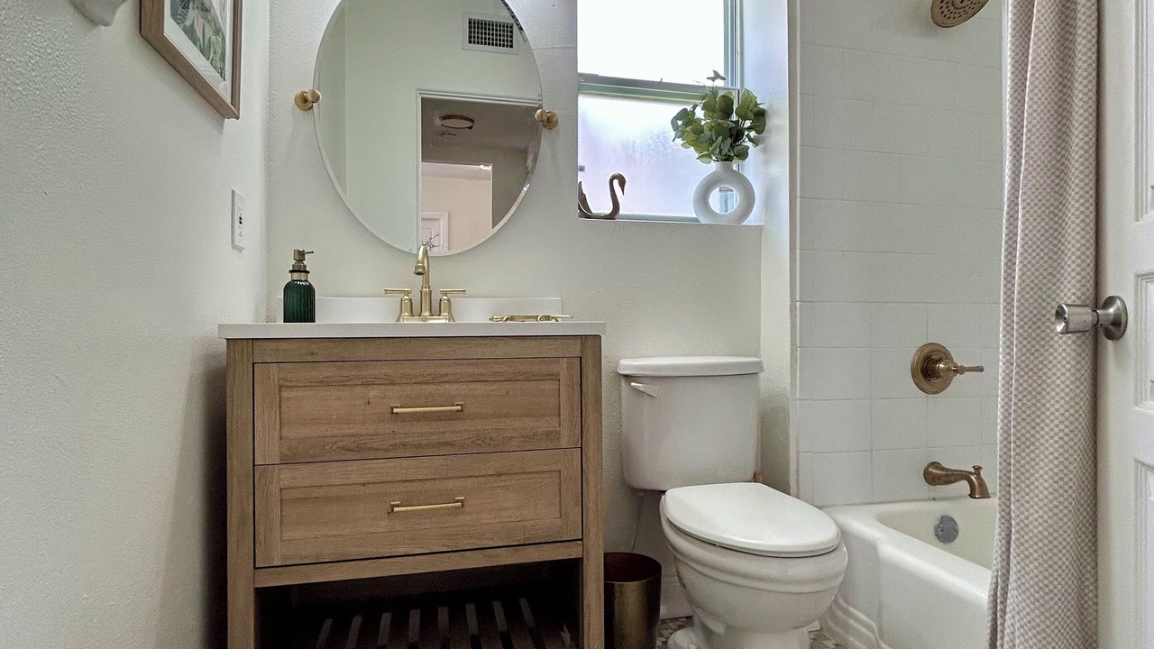 Photo of Bathroom in Cocoa