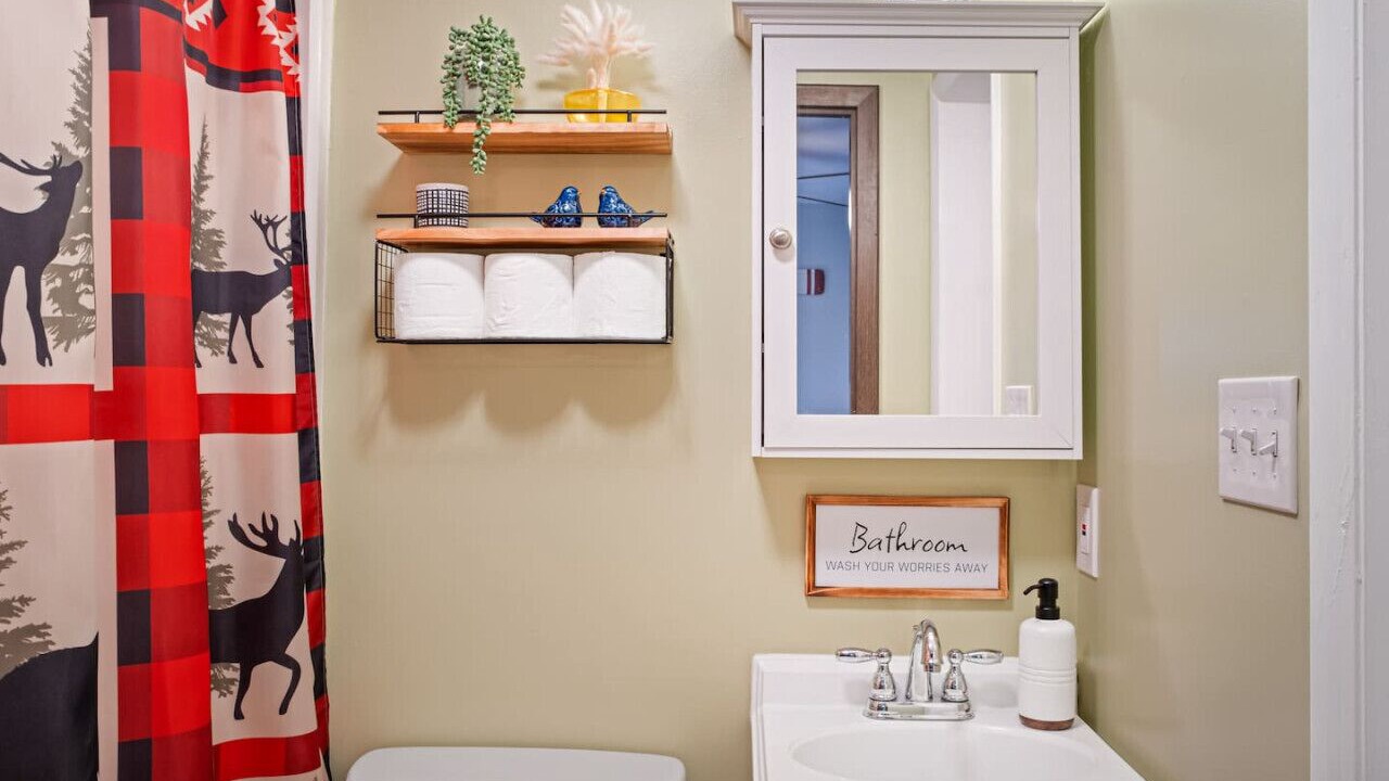 Photo of Bathroom in Basye