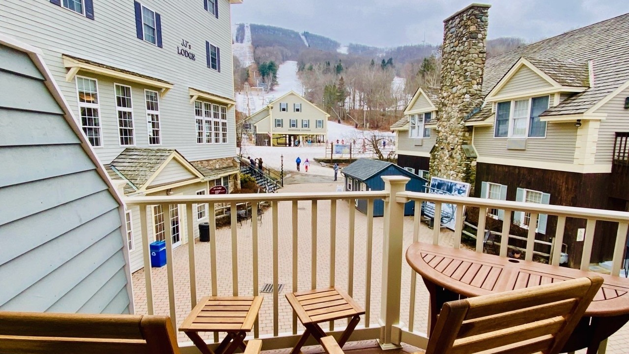 Photo of Outdoor in Hancock