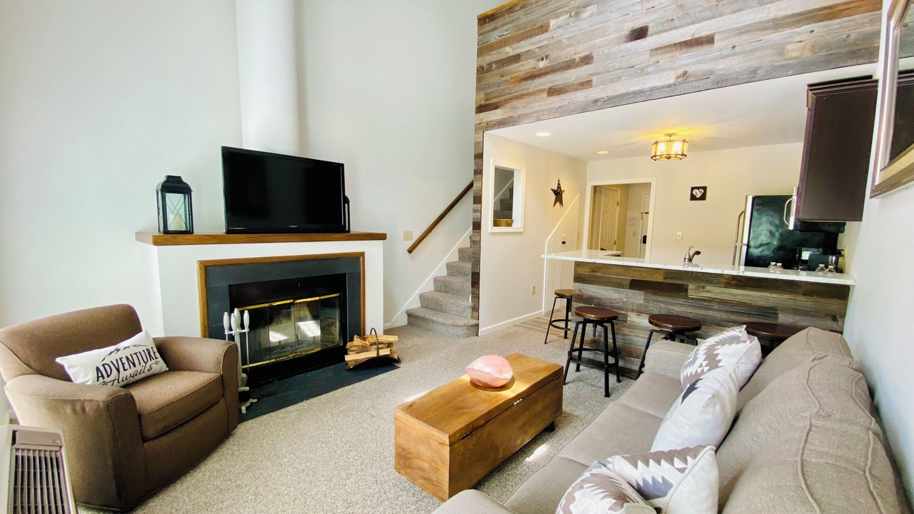 Photo of Livingroom in Hancock