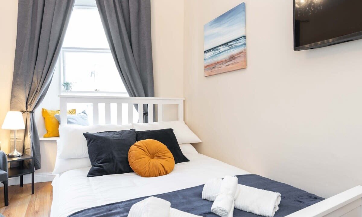 Photo of Bedroom in City Centre Dublin