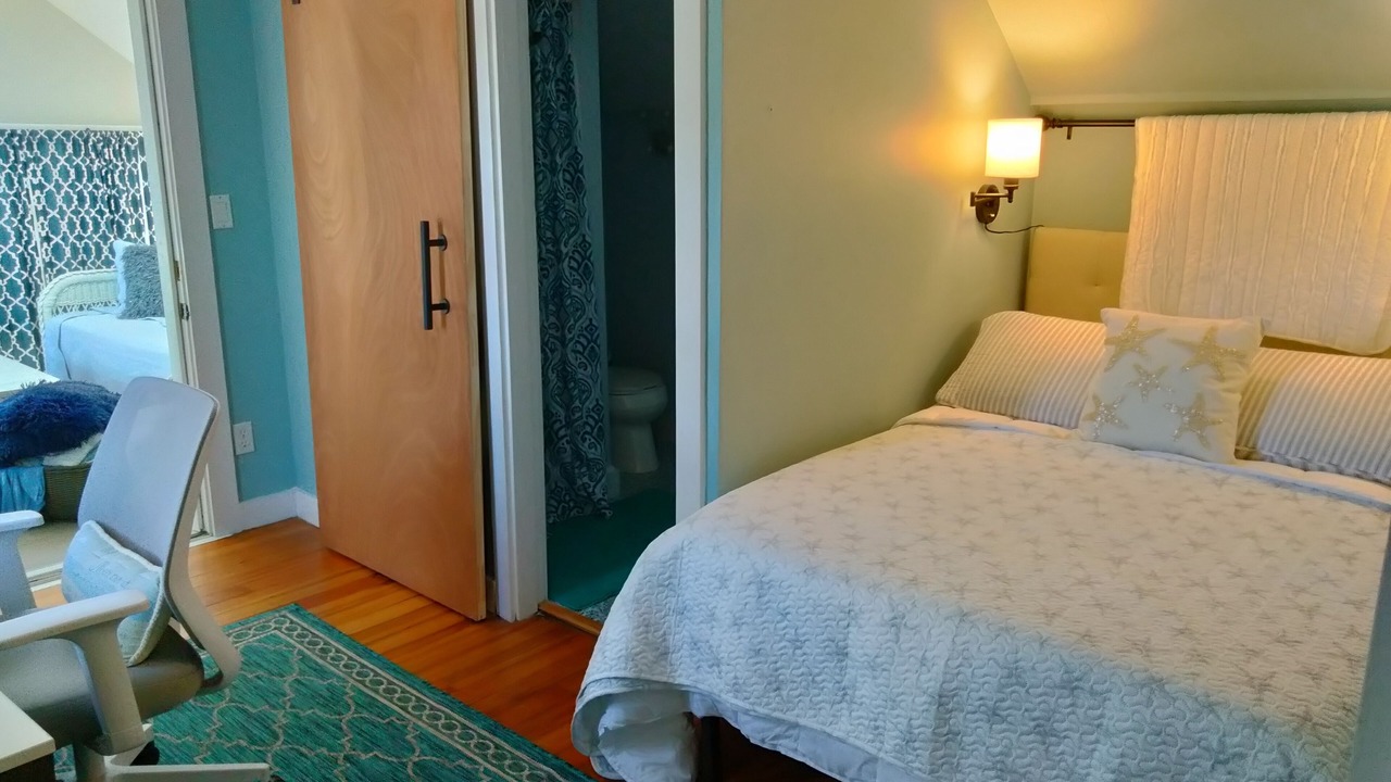 Photo of Bedroom in West Yarmouth