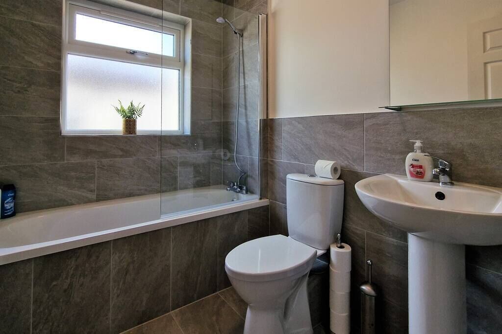 Photo of Bathroom in Leopardstown