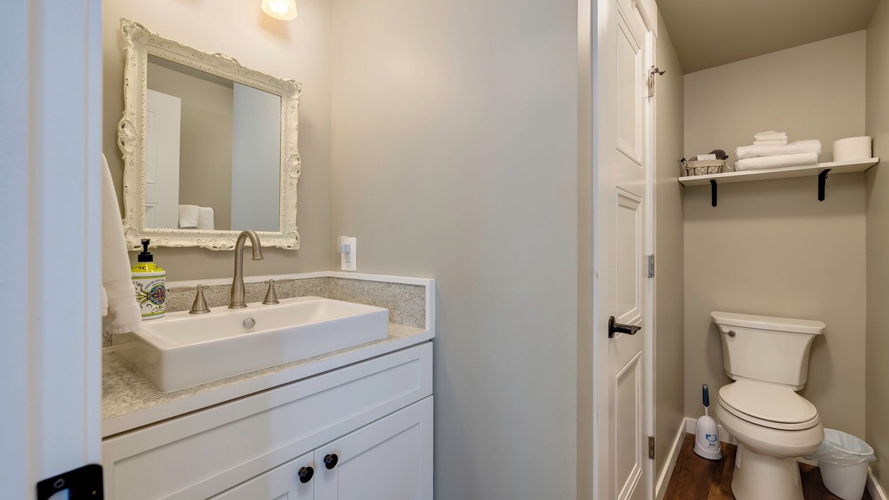 Photo of Bathroom in Luray