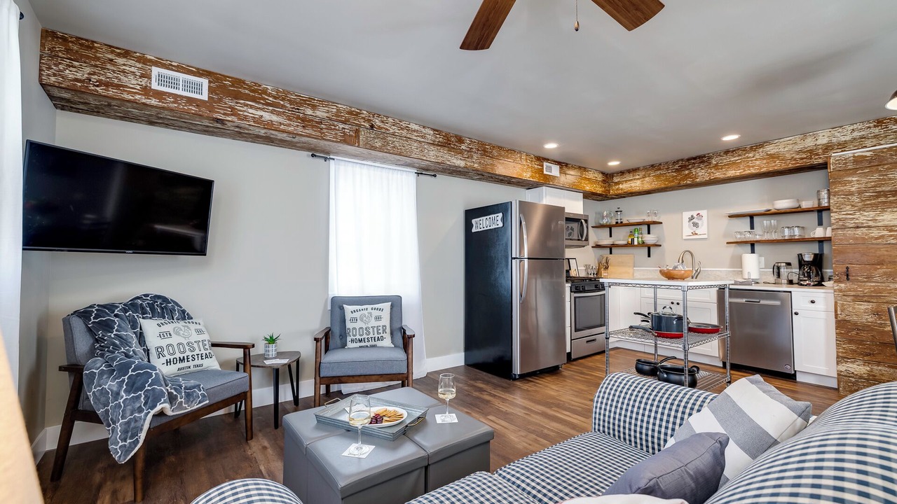 Photo of Livingroom in Luray