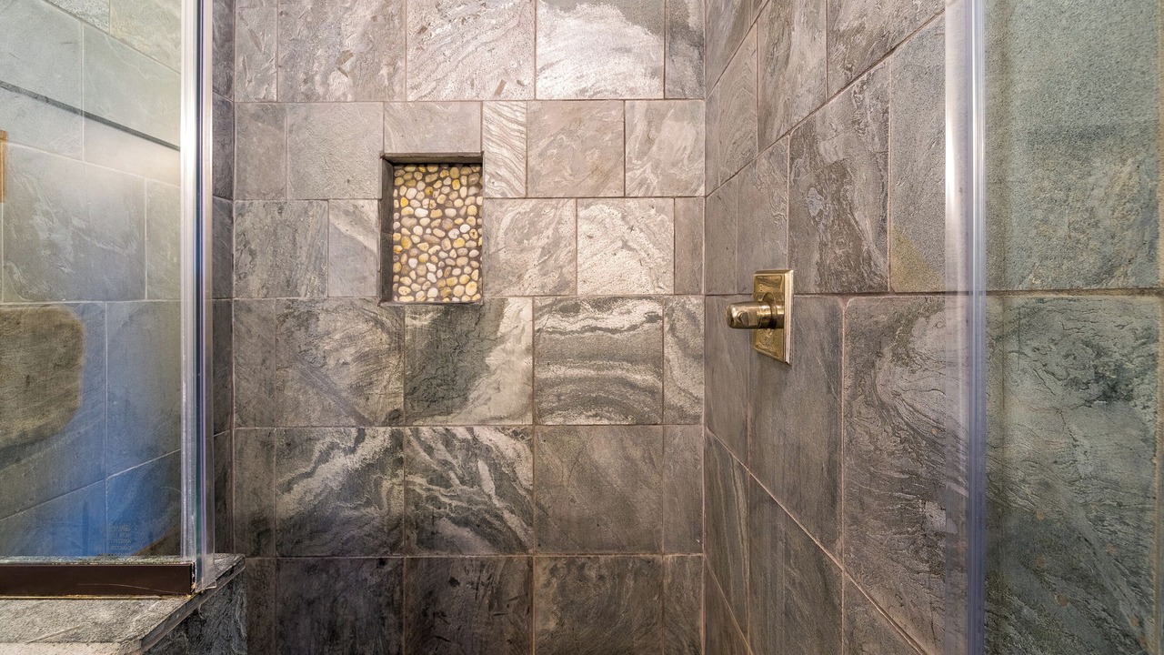Photo of Bathroom in Burdett