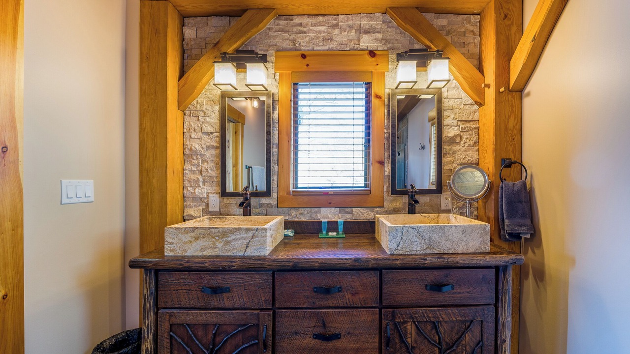 Photo of Bathroom in Burdett