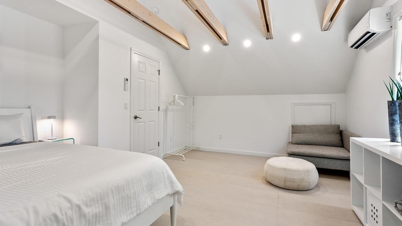 Photo of Bedroom in West Barnstable