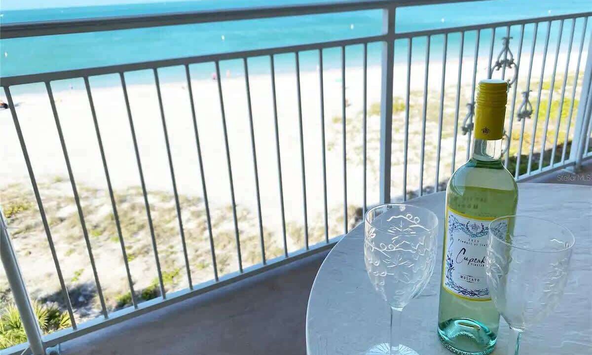 Photo of Patio Balcony in Madeira Beach