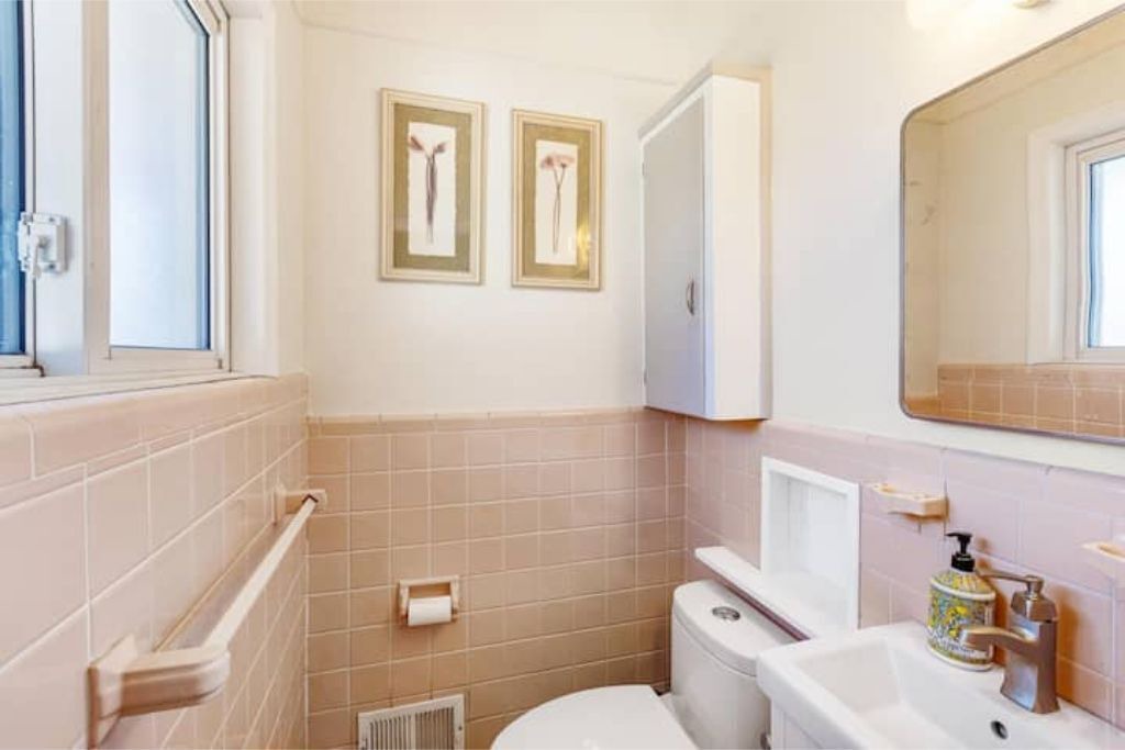Photo of Bathroom in Grosse Pointe