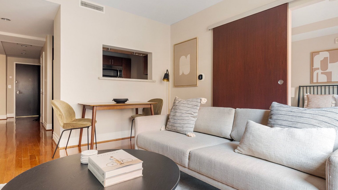 Photo of Livingroom in George Washington University