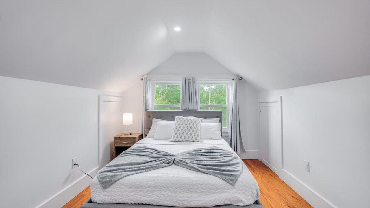 Photo of Bedroom in Milton