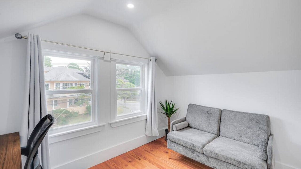 Photo of Livingroom in Milton